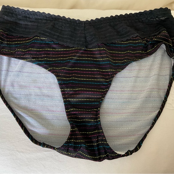 NWOT beautiful bra and underwear set - Picture 9 of 9